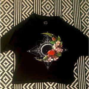 Cropped Black T-Shirt with Moon/Flower/Star Emblem - Large